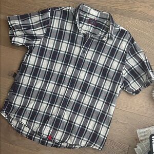 UntuckIt Mens Short Sleeve Shirt